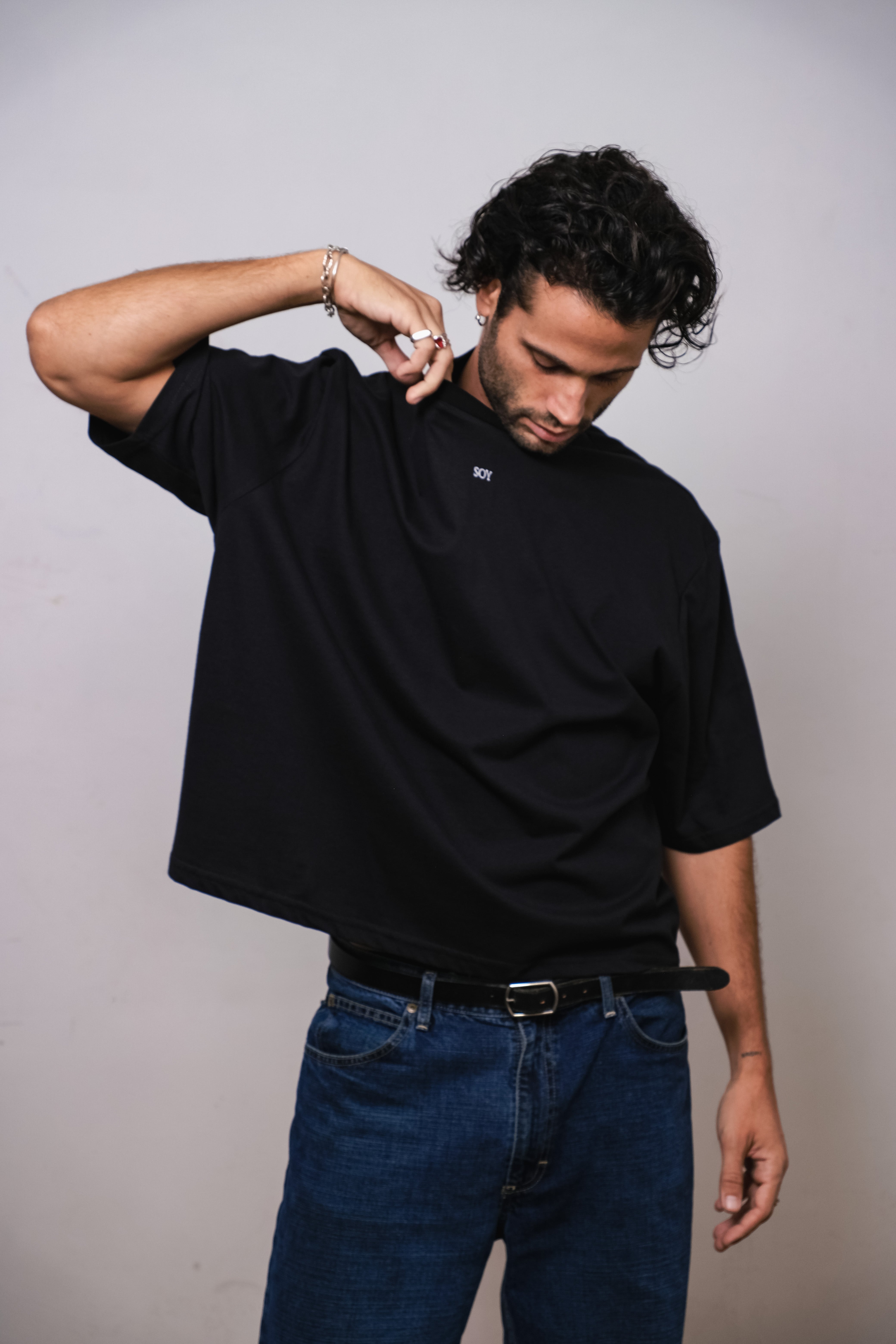 Playera Oversize SOY negra